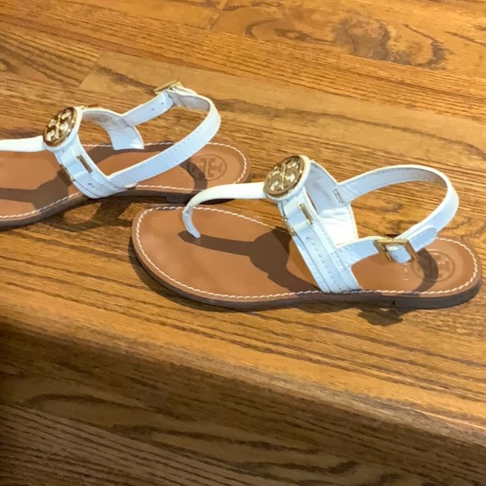 Tory Burch White and Brown Thong Sandals - Picture 2 of 6